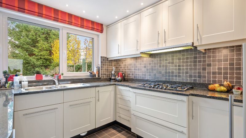 Ruime woning van 256m² op 10 are 32 ca foto 11