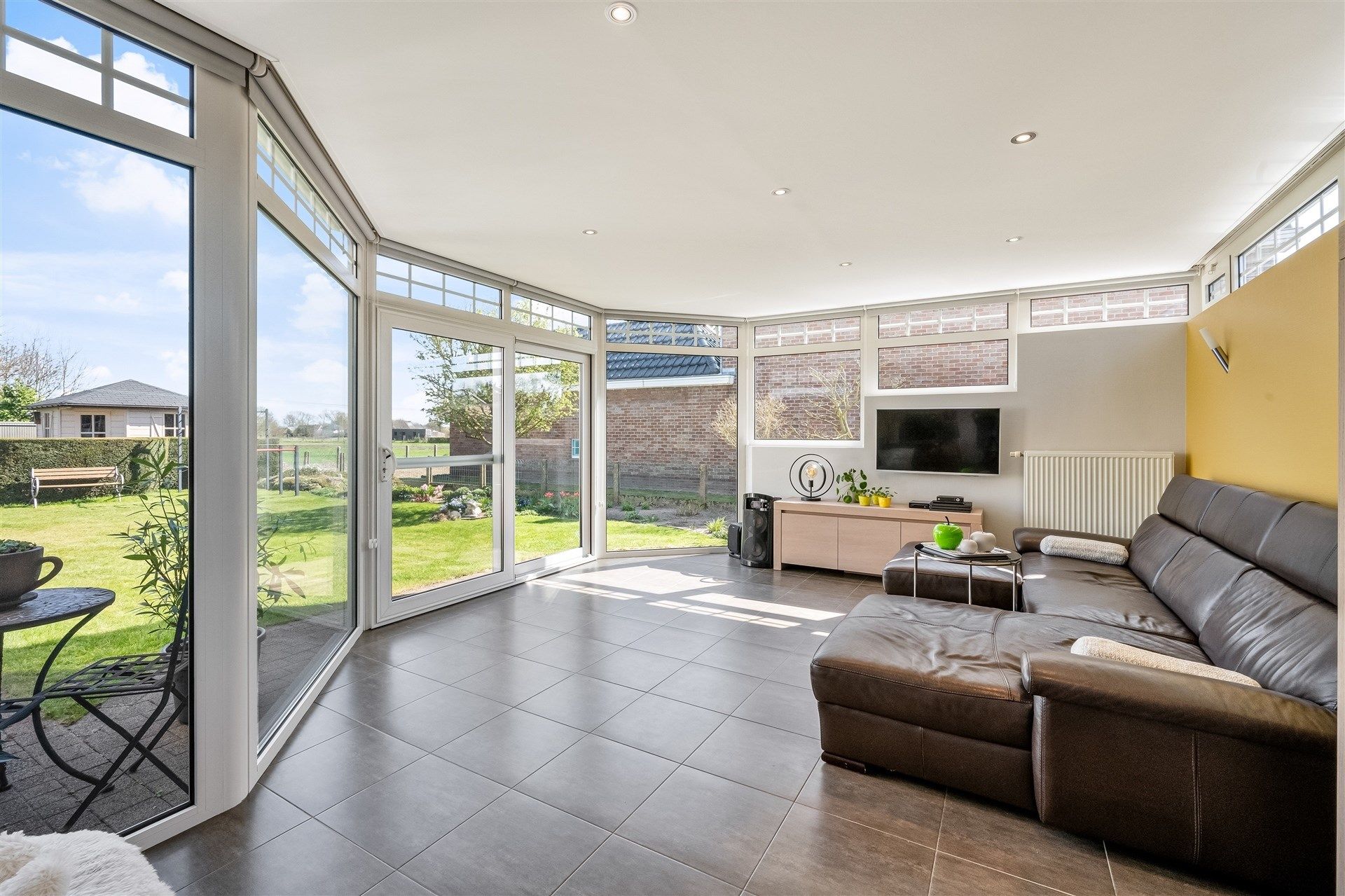 Topper! Supertoffe instapklare woning met grote tuin! foto 8