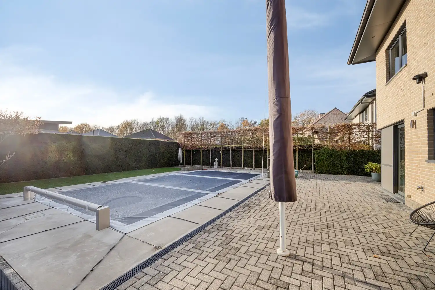 Ruime, energiezuinige gezinswoning met ingebouwd zwembad op toplocatie in Lanaken foto 42