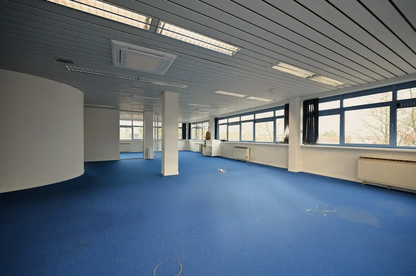 Kantoorverdieping op strategische ligging in Brugse rand foto 4