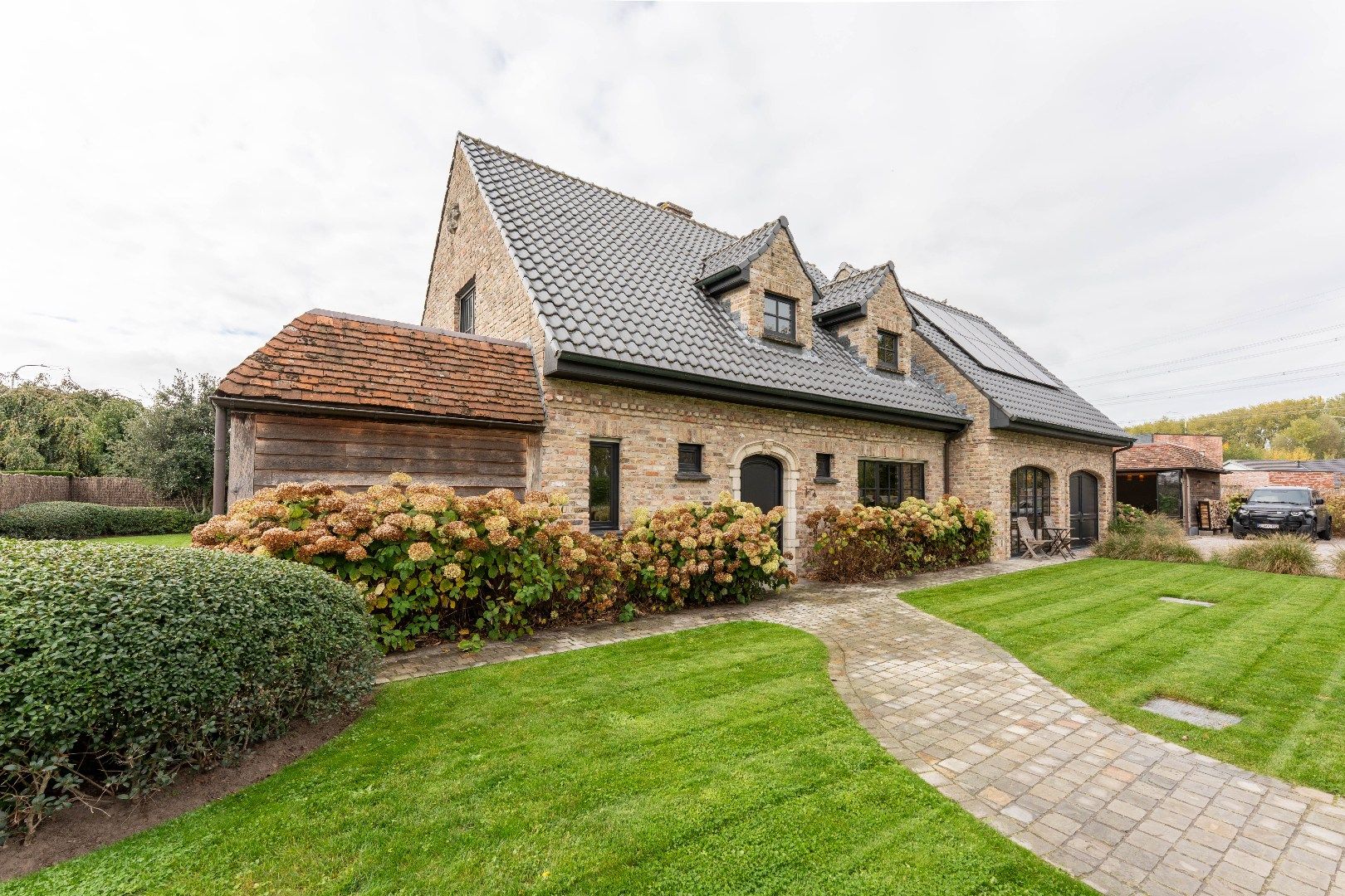 ()=>{if(producerUpdateValueVersion(node),producerAccessed(node),node.value===ERRORED)throw node.error;return node.value} Oude Aardenburgse Weg 84 - - 9990 Maldegem
