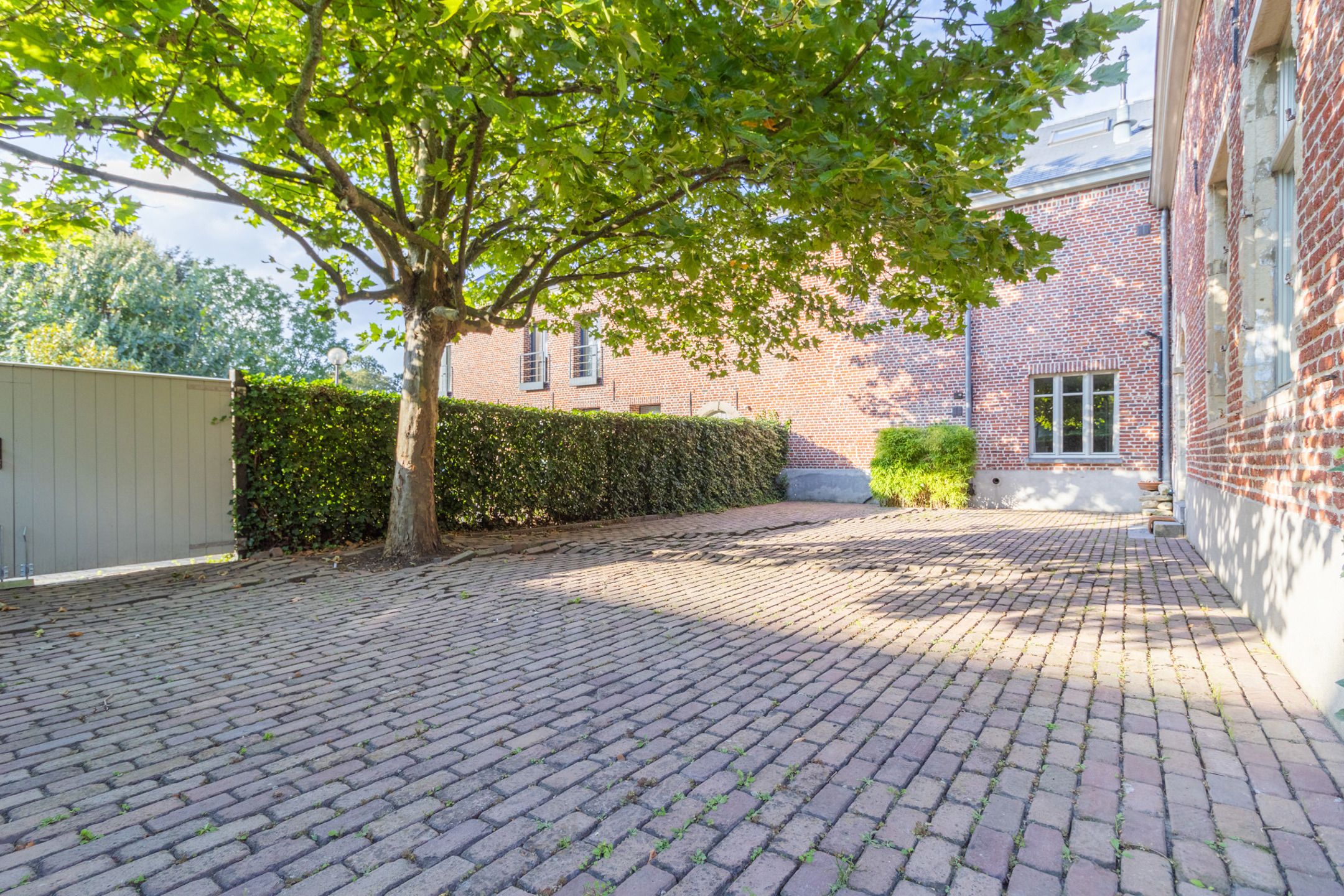 Prachtige, volledig gerenoveerde 3-gevel woning in een historisch kader foto 24