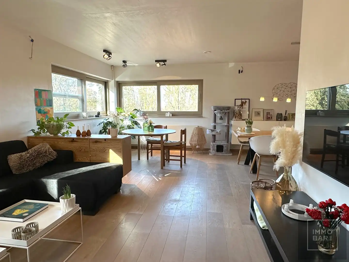 Veelzijdig handelspand met woonst en uitstekende bereikbaarheid foto 20