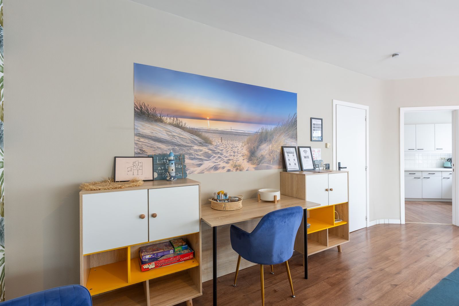 Ruim appartement met 3 slaapkamers en zonnig terras in hartje Oostende, pal aan het strand foto 3
