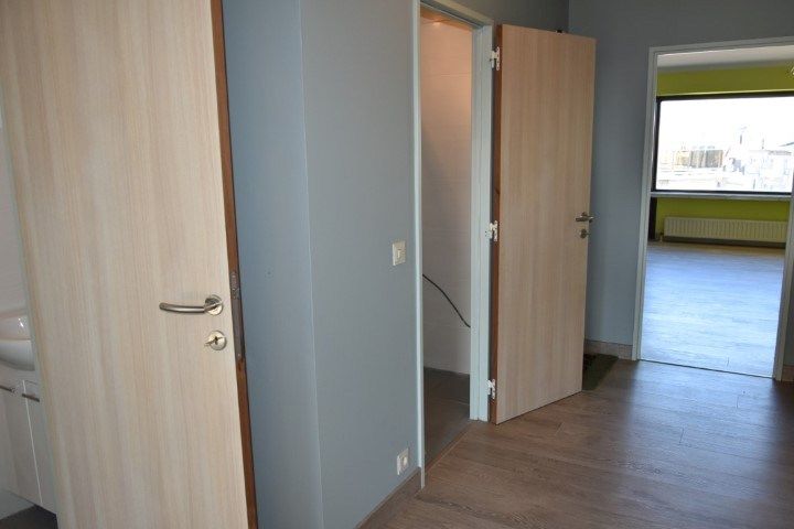 Centraal gelegen woonappartement foto 18