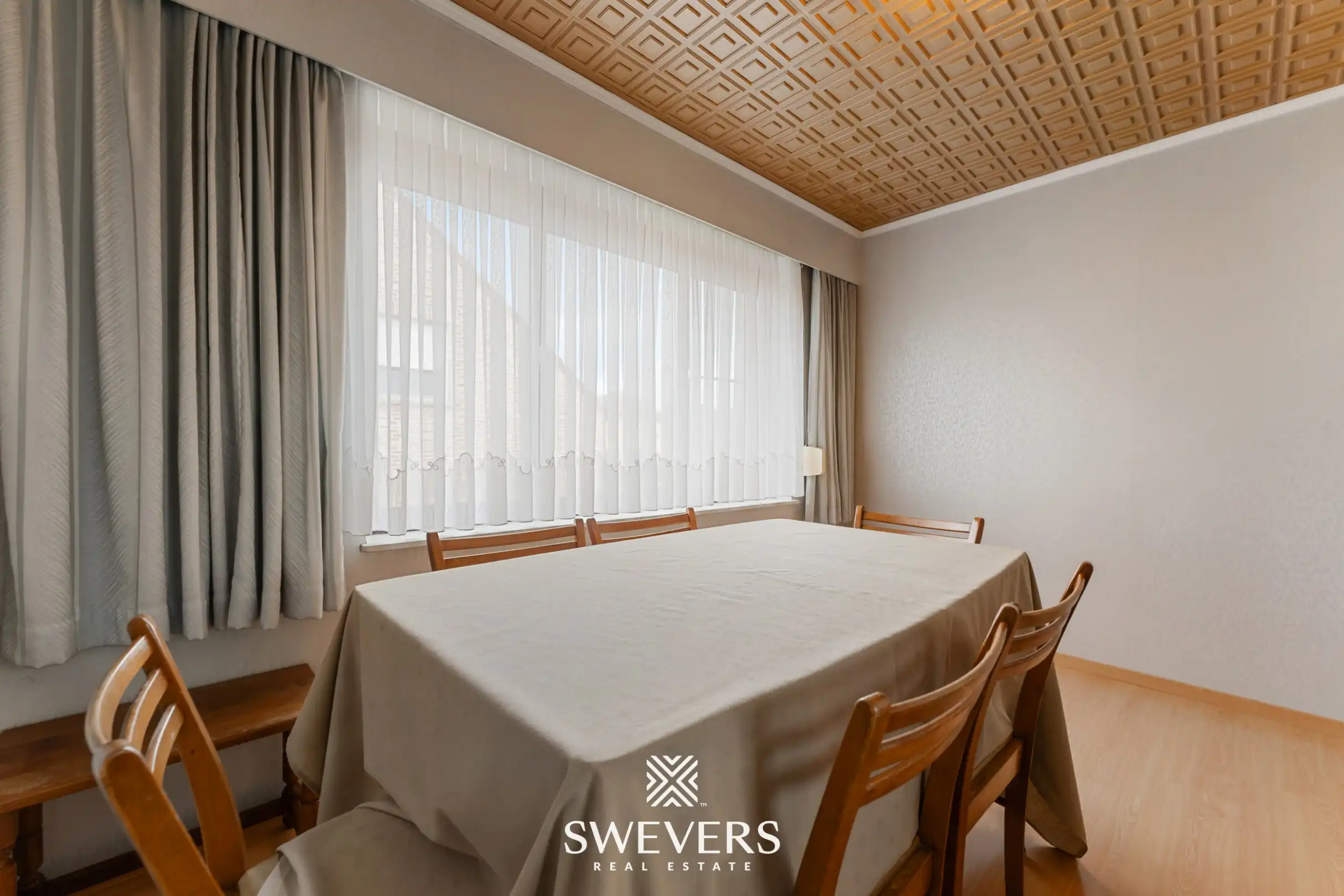 Charmante renovatiewoning met stevige structuur en veel potentieel in Koersel foto 20