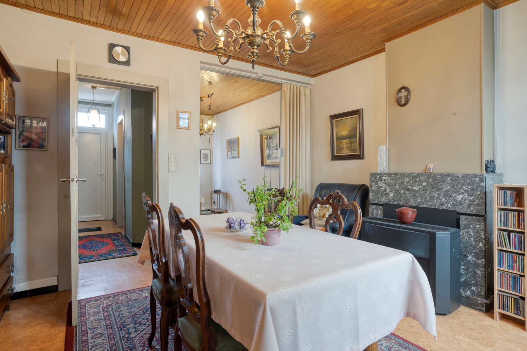 Te renoveren stadswoning met 3 slaapkamers en tuin! foto 7