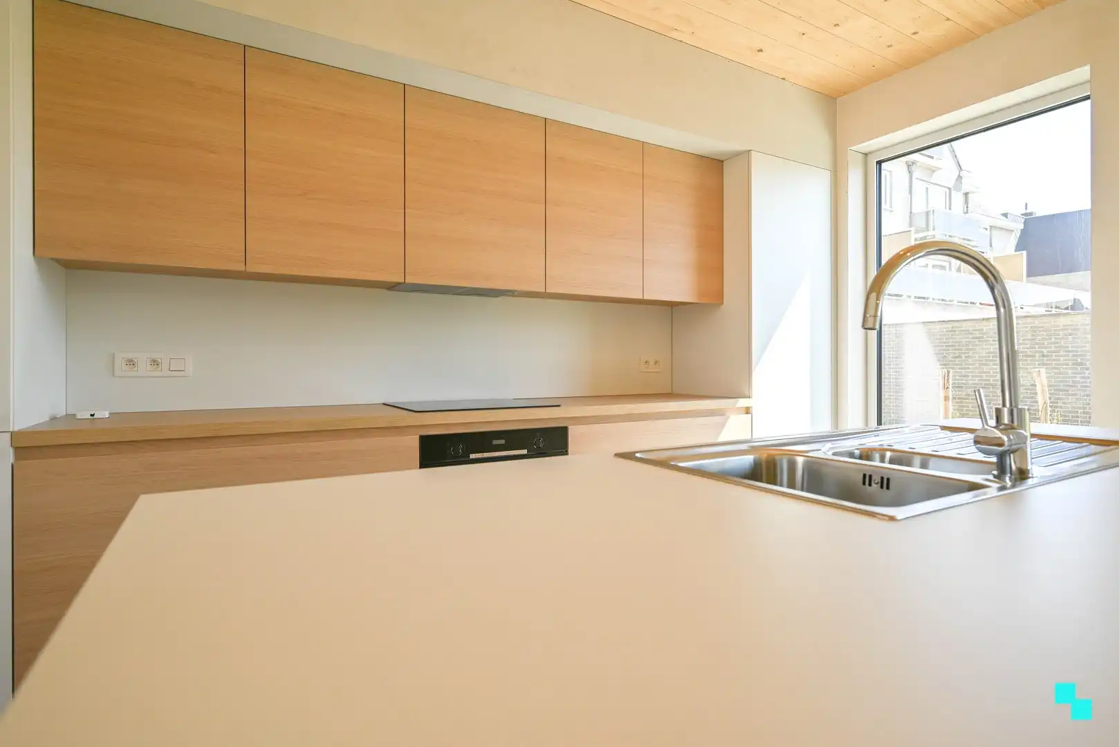 Halfopen nieuwbouwwoning in houtmassiefbouw foto 7