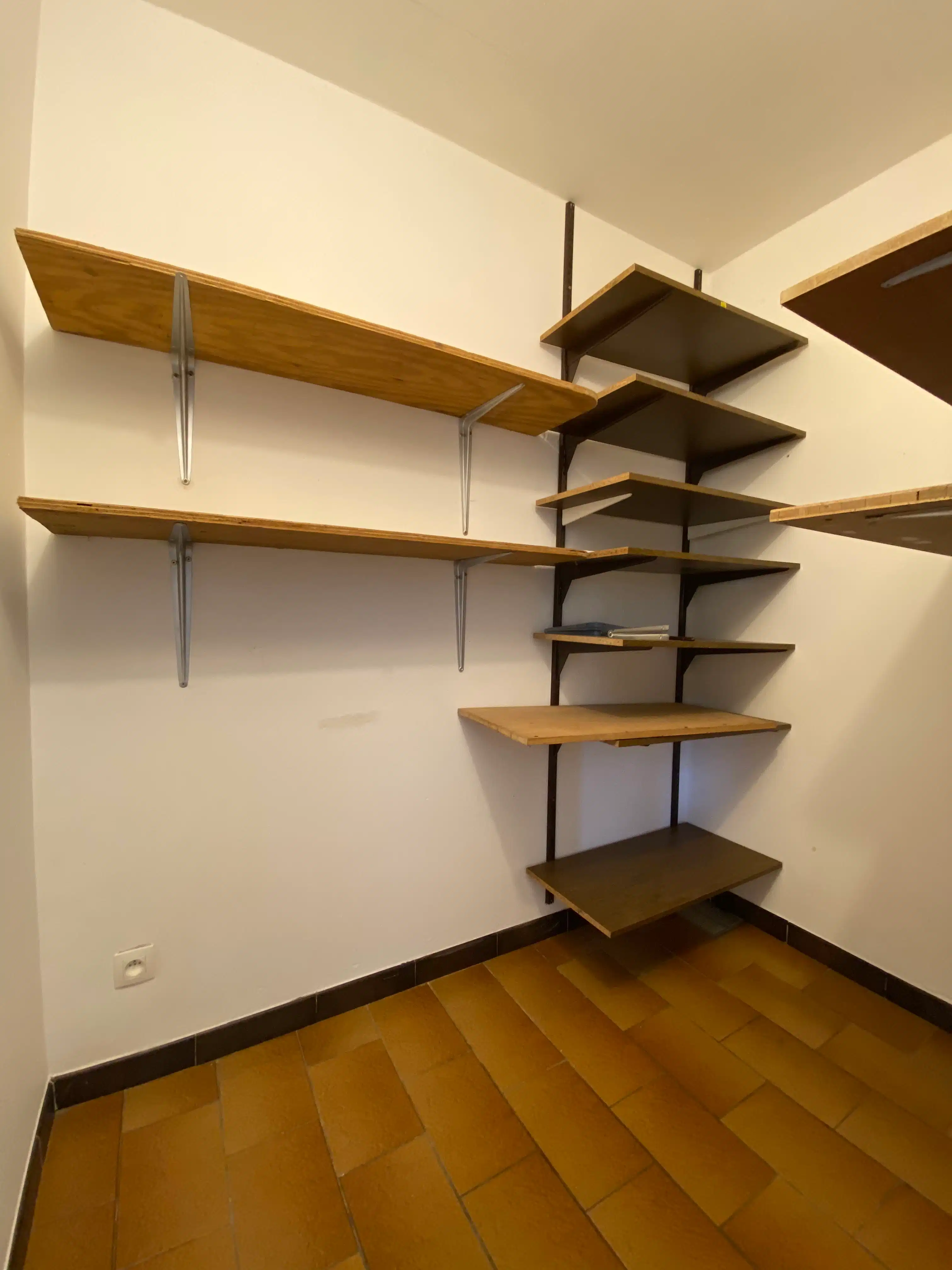 BUNGALOW MET DRIE SLAAPKAMERS EN GARAGE foto 9