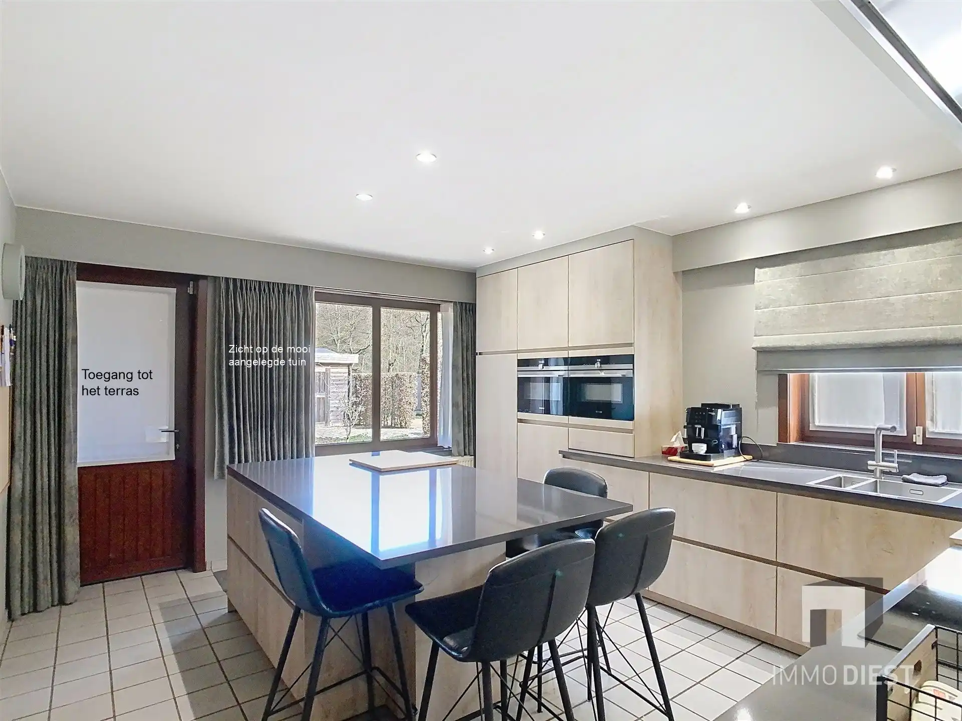 Piekfijn onderhouden woning met 4 slpks | EPC C | op 10a50ca foto 15