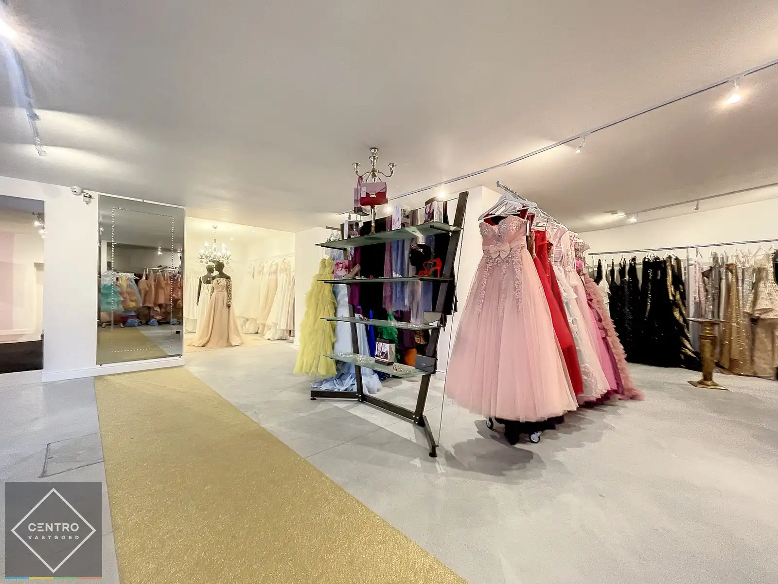 Handelsgelijkvloers te Lauwe! foto 13