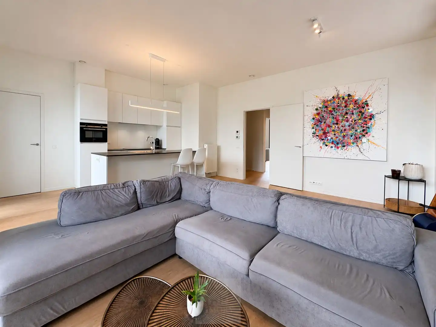 Recent gelijkvloers 2-slaapkamerappartement met tuin aan de Leieboorden foto 7
