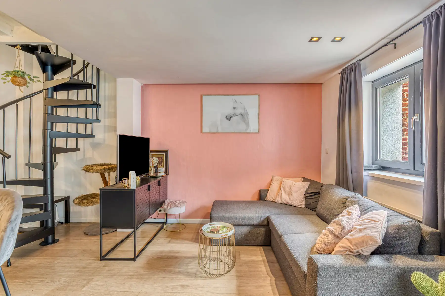 Gezellige starterswoning op ideale locatie te Huizingen foto 3