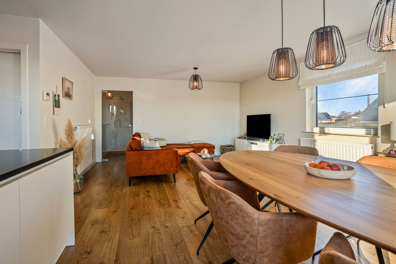 Instapklaar appartement vlakbij het Schoonselhof met 2 slks, terras en garagebox! foto 8