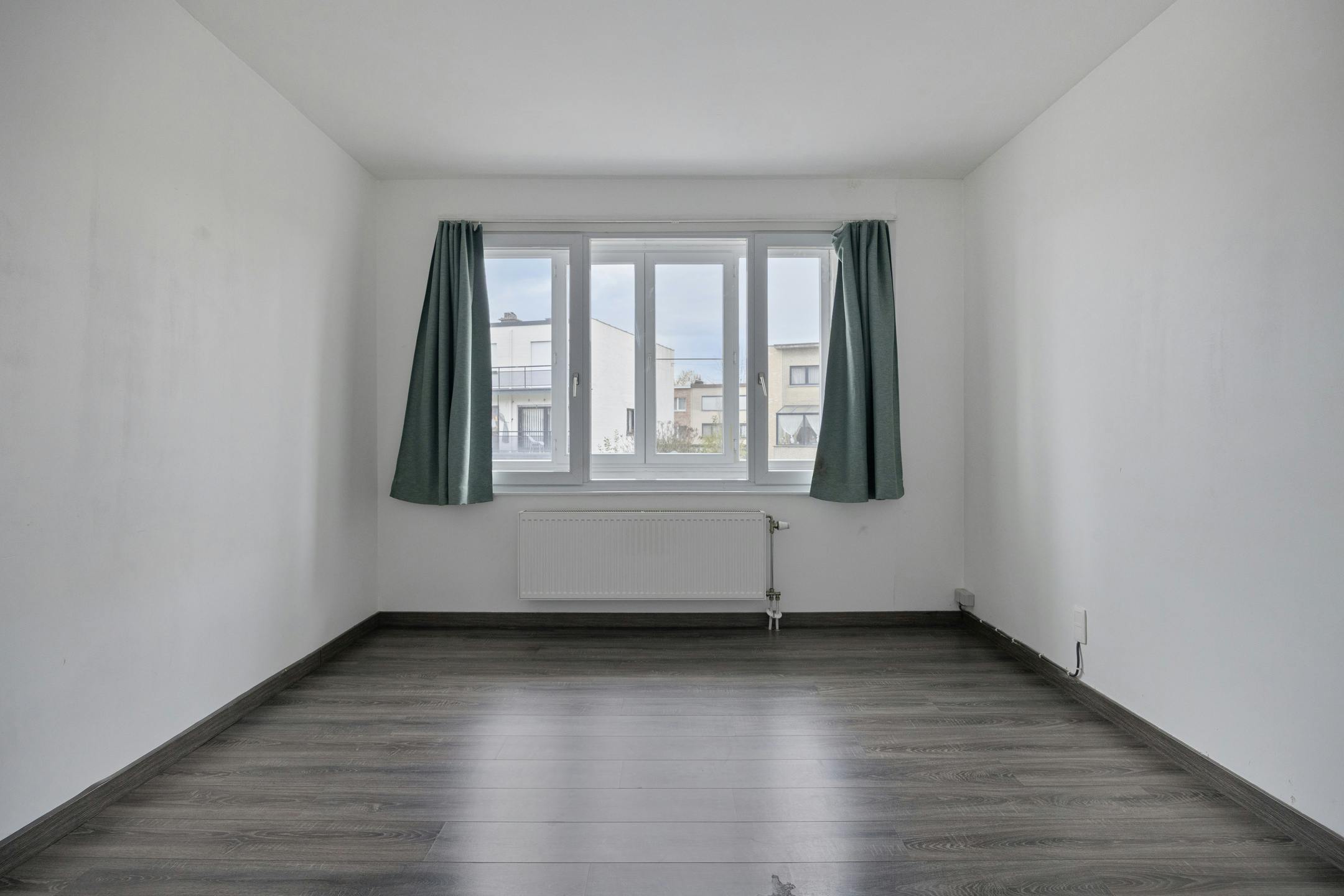 Energiezuinig appartement mét garage te koop in Merksem  foto 7