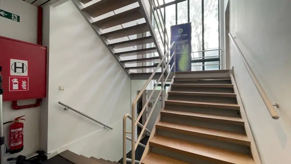 Instapklaar gelijkvloers kantoor vlakbij N171 te Kontich foto 15