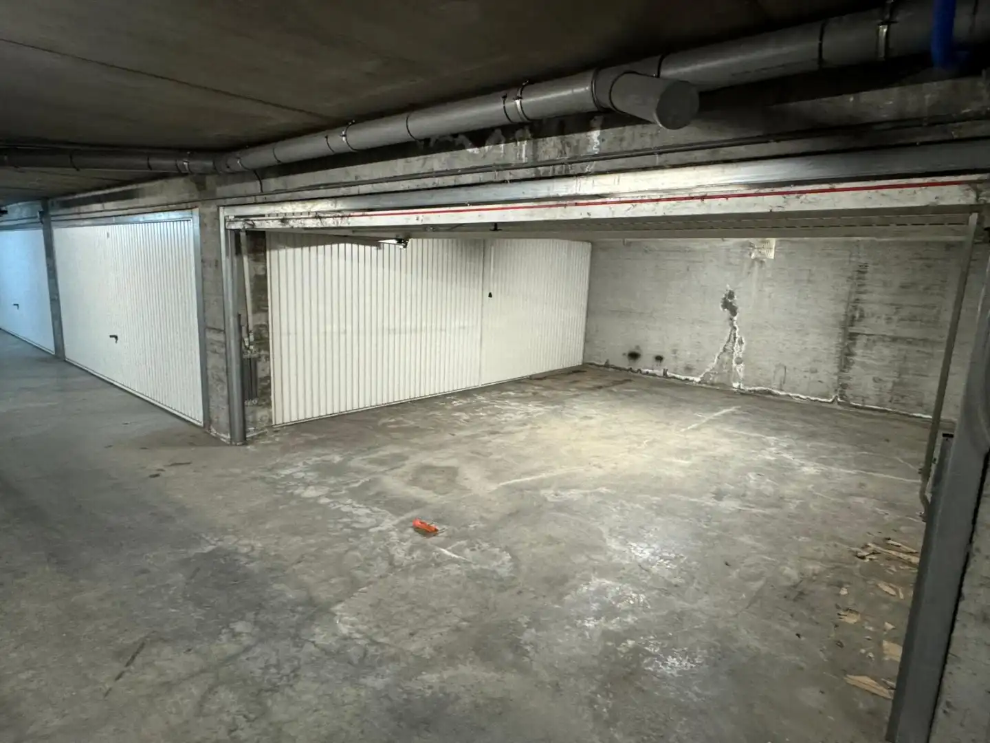 Dubbele garagebox TE KOOP centrum Waregem.  foto 3