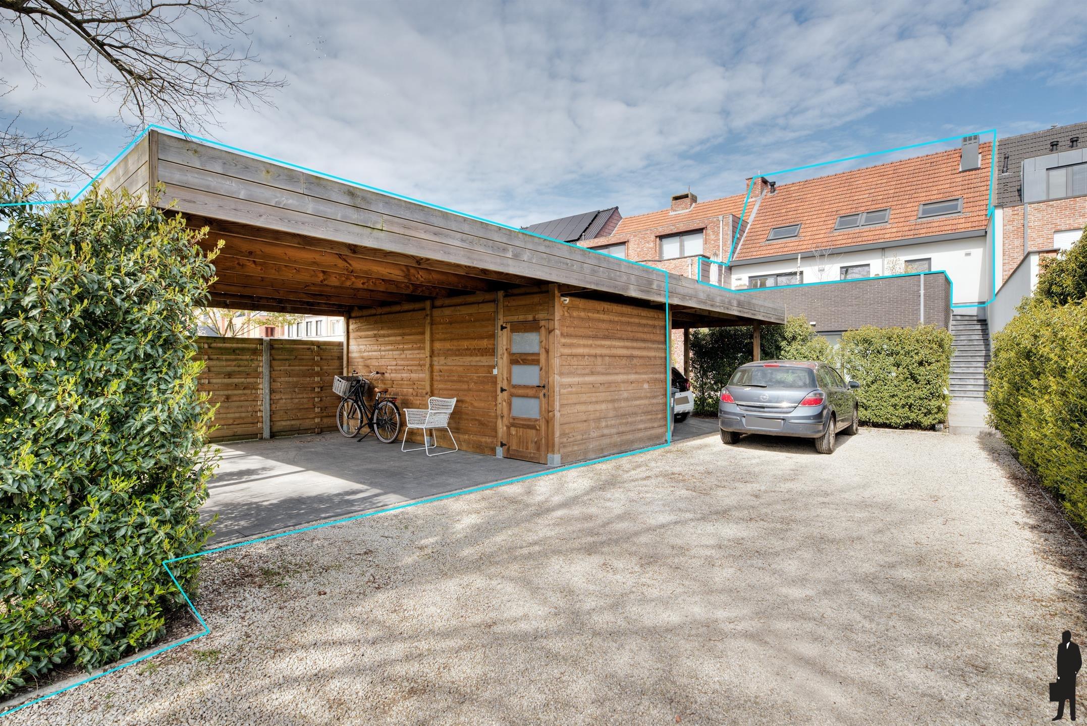 Ruime duplex met 3 slpk, carport, terras en tuin foto 15
