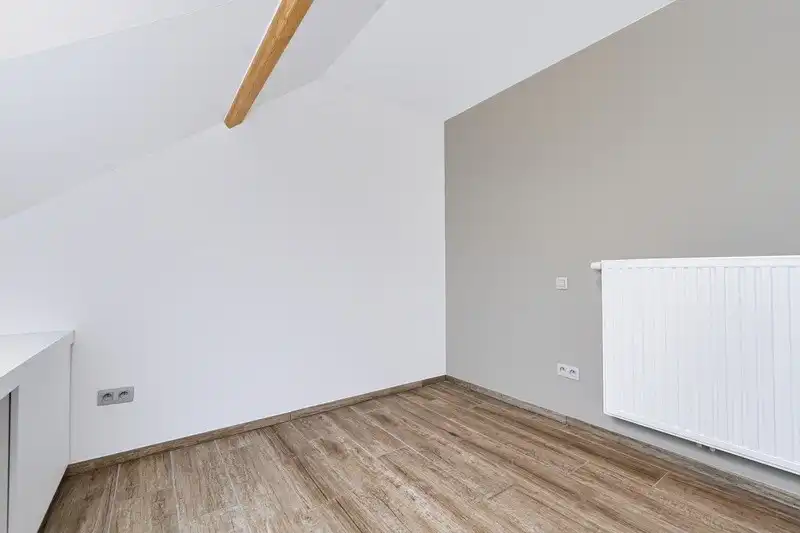 Karaktevolle eengezinswoning met garage en ruime tuin foto 35