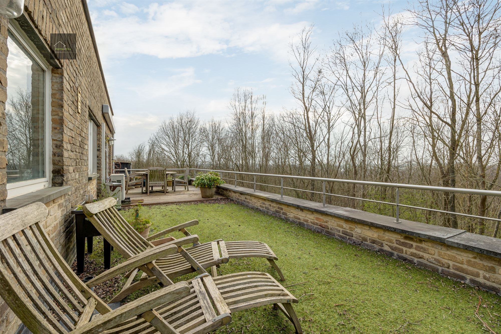 Ruim appartement met groot terras en prachtig groen uitzicht foto 13