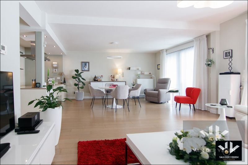 PRACHTIG APPARTEMENT MET 3 SLAAPKAMERS IN HASSELT foto 5