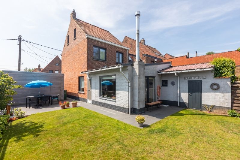 Landelijk gelegen, halfopen woning met 3 slaapkamers, tuin en garage (elektriciteit goedgekeurd). foto 7