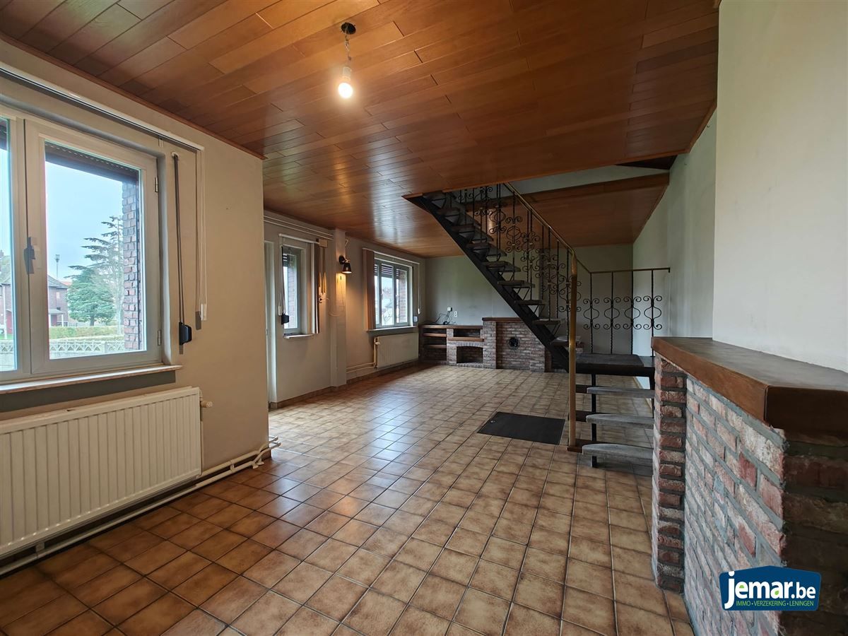 Instapklare woning met 4 slaapkamers en garage  foto 6