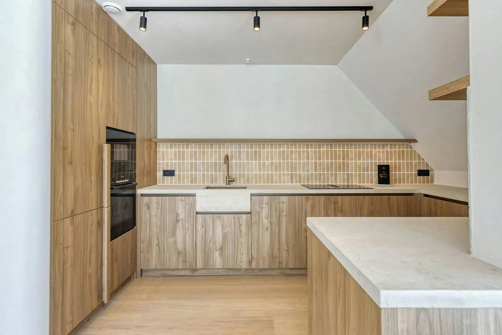 Prachtige duplex met zonnig terras te koop in Knokke-Heist foto 7