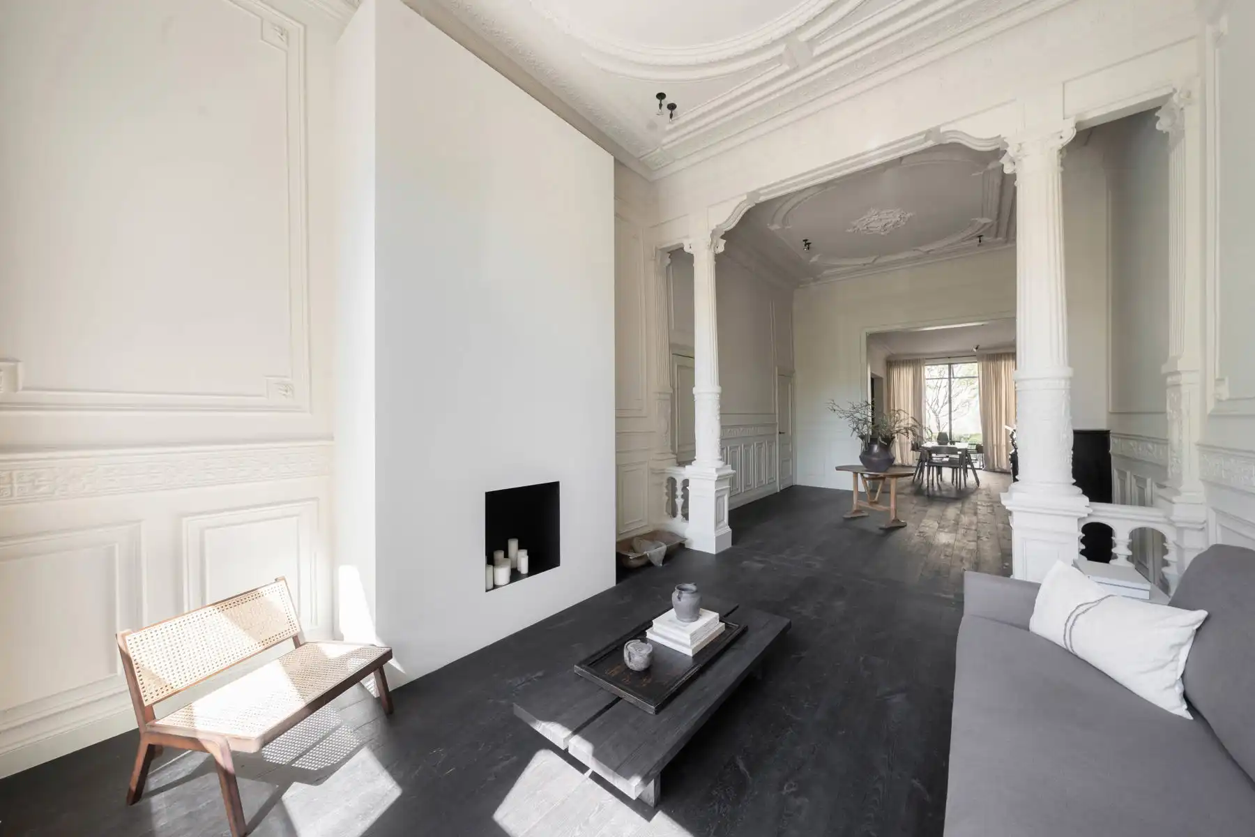 Stijlvol gerenoveerde herenwoning aan de voet van het KMSKA foto 8