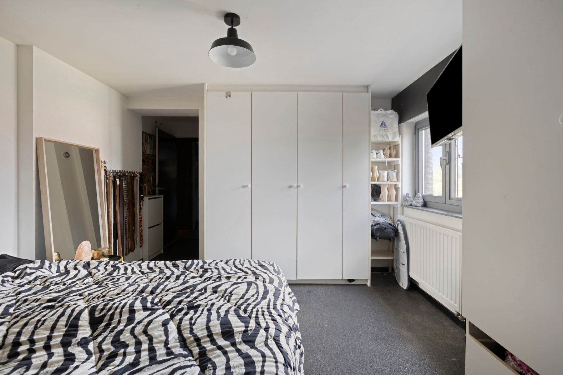 Moderne nieuwbouwwoning met 4 slaapkamers en gezellige tuin. foto 25