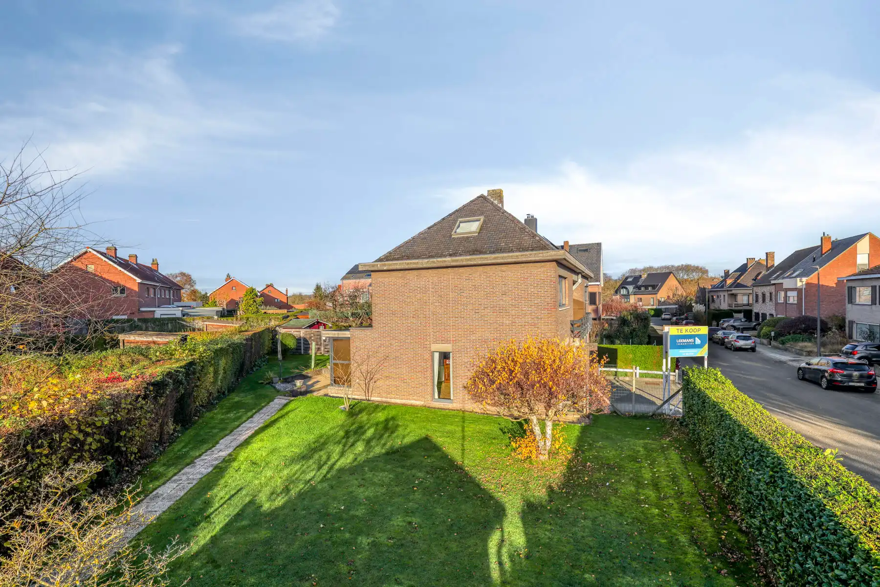 Leemans Immobiliën stelt u  deze centraal, maar toch bijzonder rustig gelegen woning in Dilbeek voor! foto 25