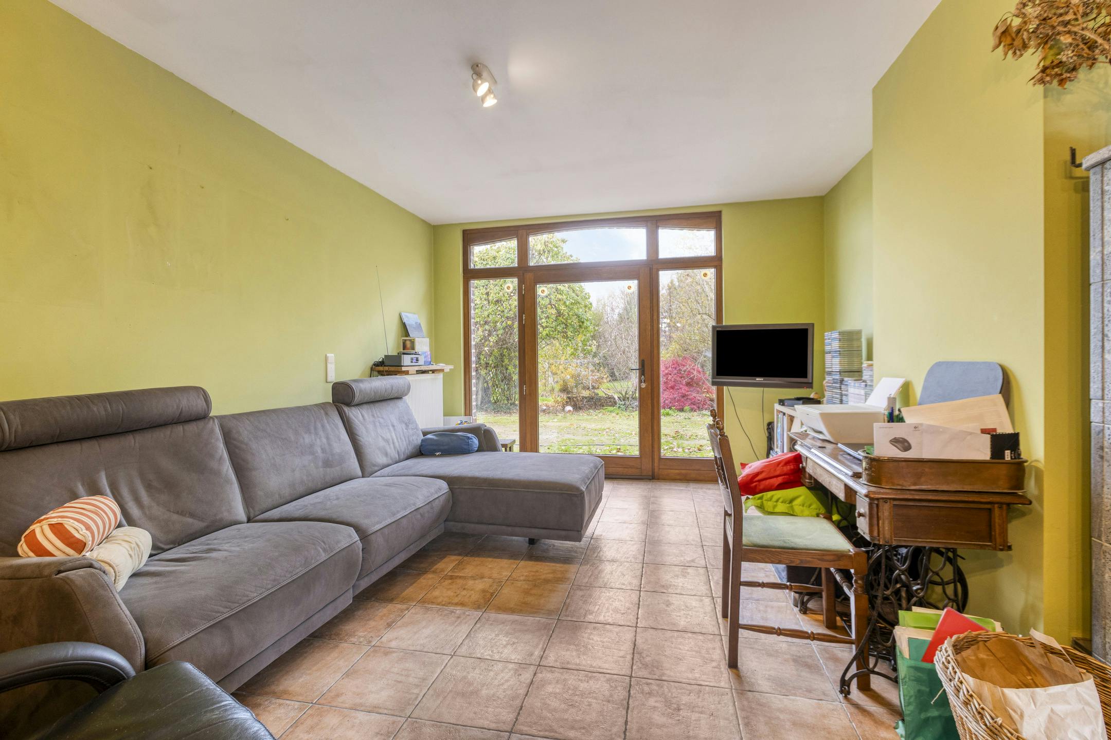 Karaktervolle woning met uitgestrekt perceel van 1HA31A te Halen foto 9