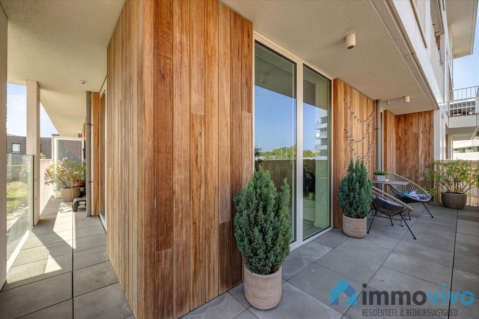 Recent (2017) knap hoekappartement met 1 slpk en groot terras foto 9