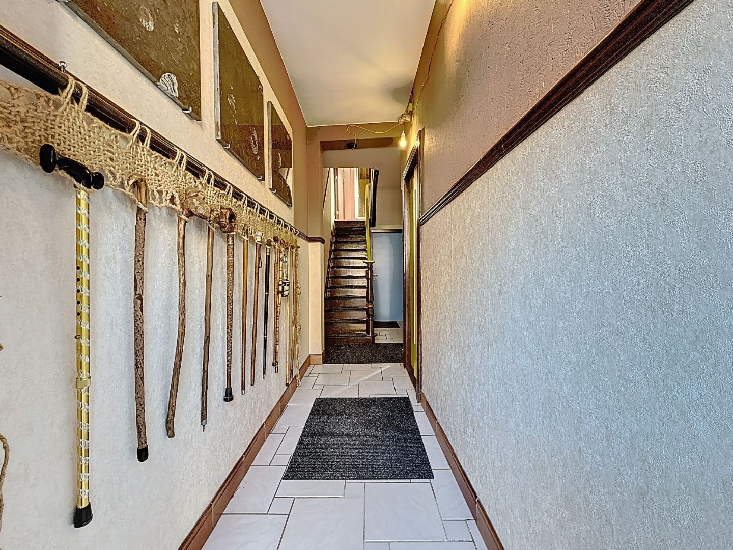 Grote gezinswoning met koer op centrale ligging te Nieuwpoort-Stad foto 13