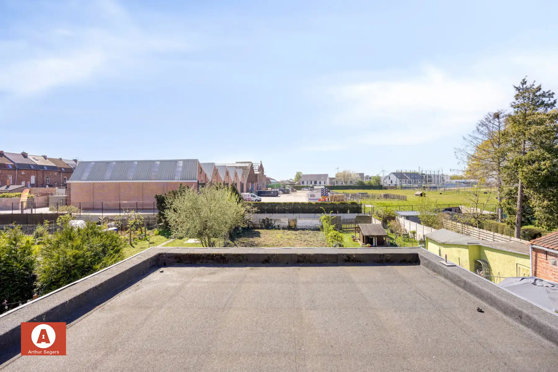 Veder af te werken/te renoveren gezinswoning mét achterbouw foto 24