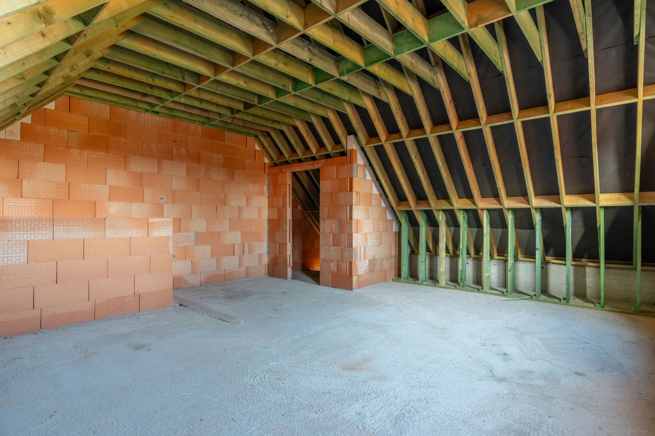 Knappe en ruime casco woning op ideale ligging in Vlimmeren foto 45