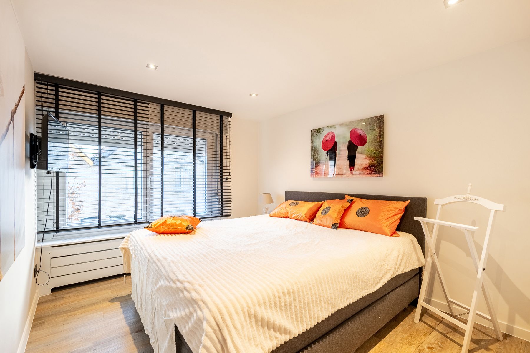 Gerenoveerde woning te Oud-Knokke foto 11