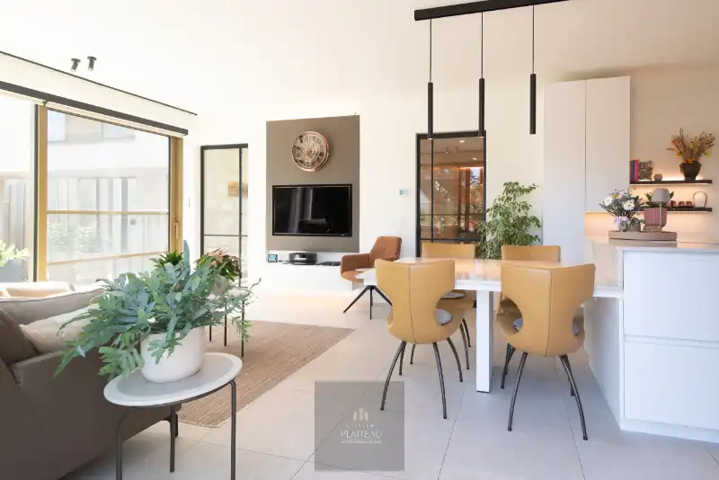 Instapklaar recent luxe-appartement met 2 slpk en grote terrassen. foto 12