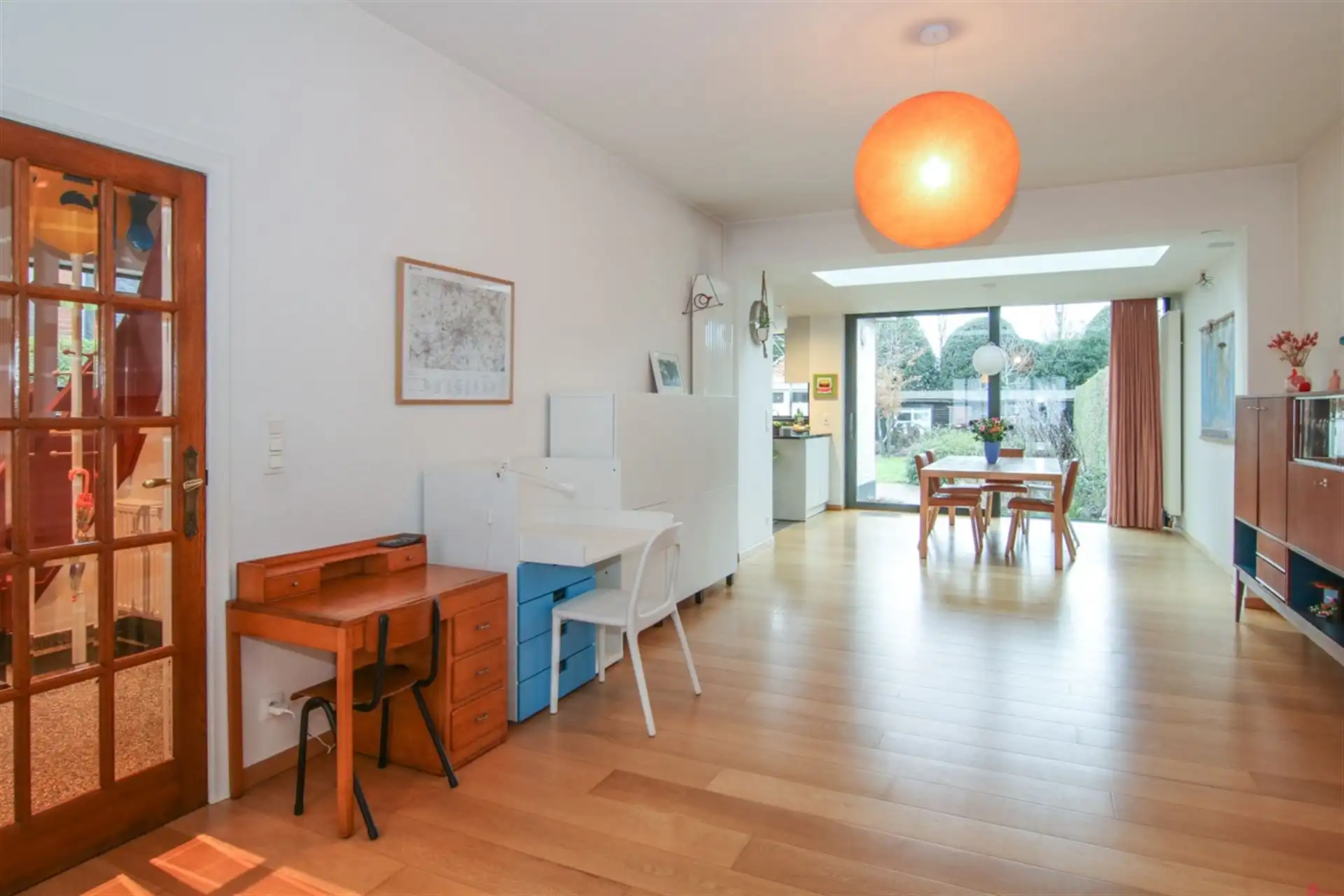 Prachtig vernieuwde halfopen woning op Pius-X foto 5