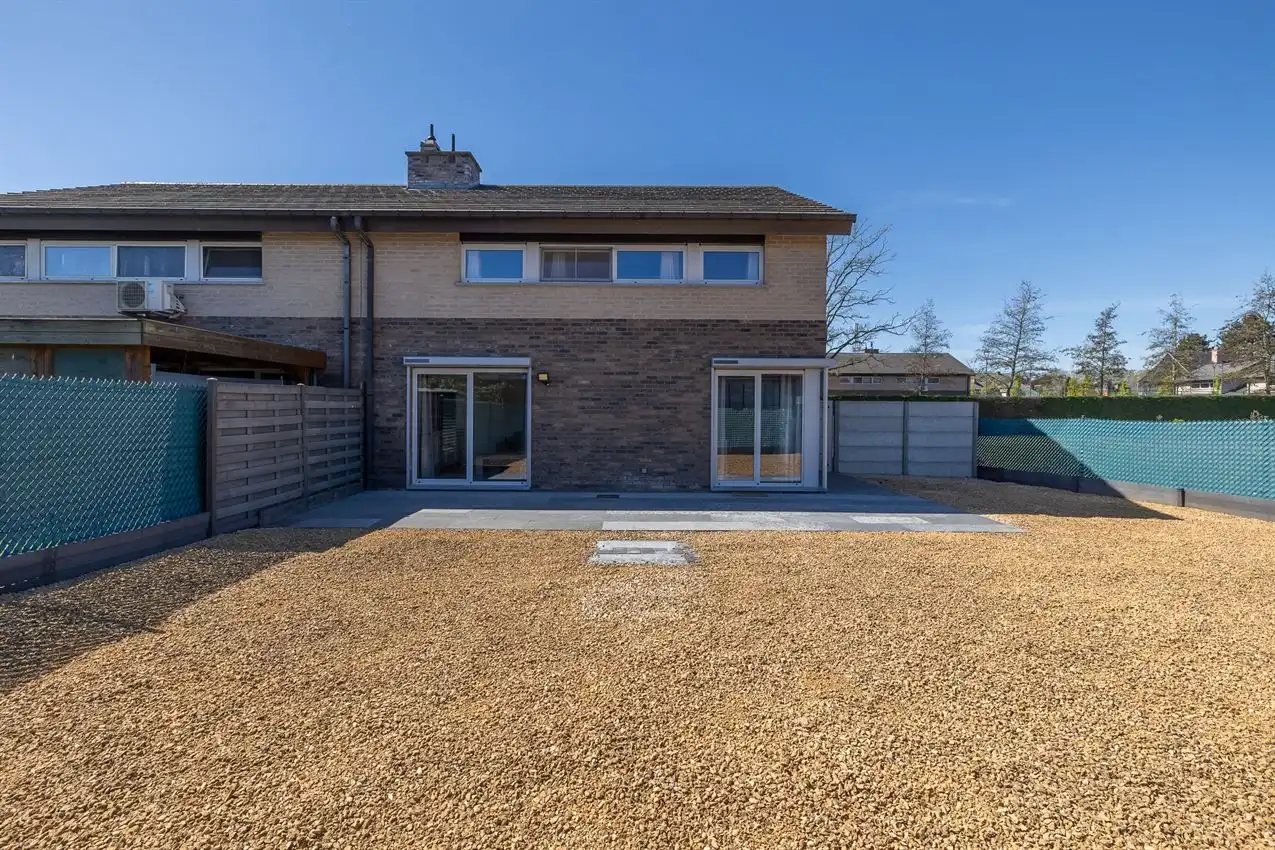 Recente gezinswoning 4 slk in doodlopende straat foto 36