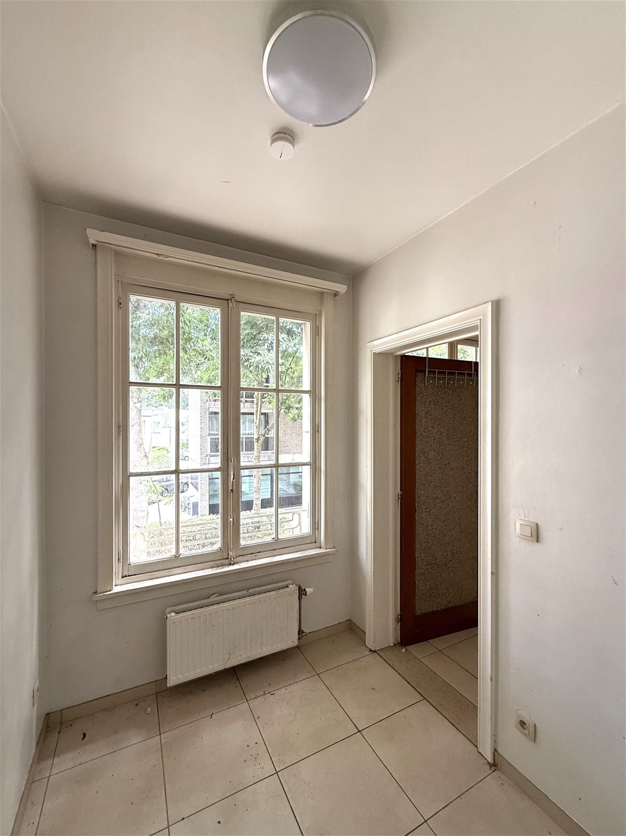 Opbrengsteigendom met 3 appartementen centrum Mortsel foto 16