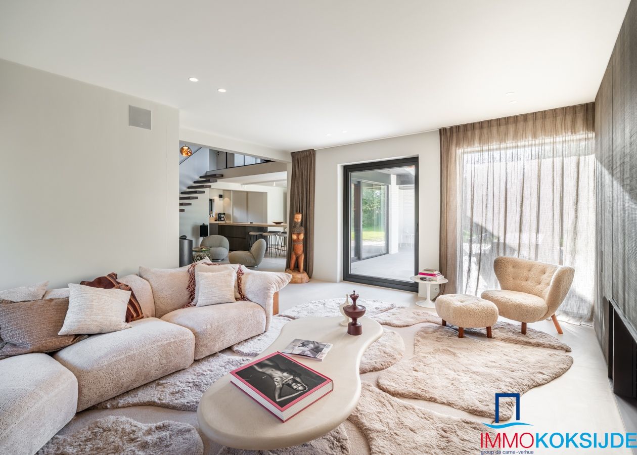 Luxueus gerenoveerde villa met 5 slaapkamers, residentieel gelegen op toplocatie in Sint-Idesbald. foto 16