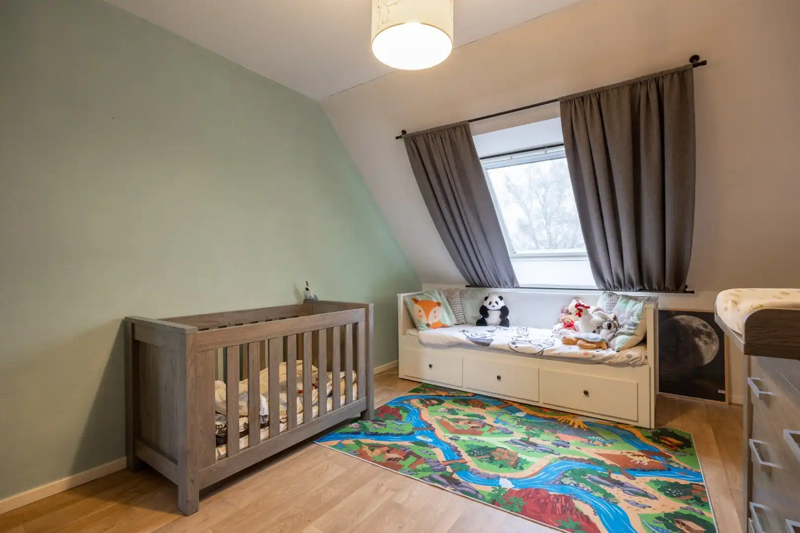 Prachtige ruime villa met naastliggende bouwgrond! foto 35