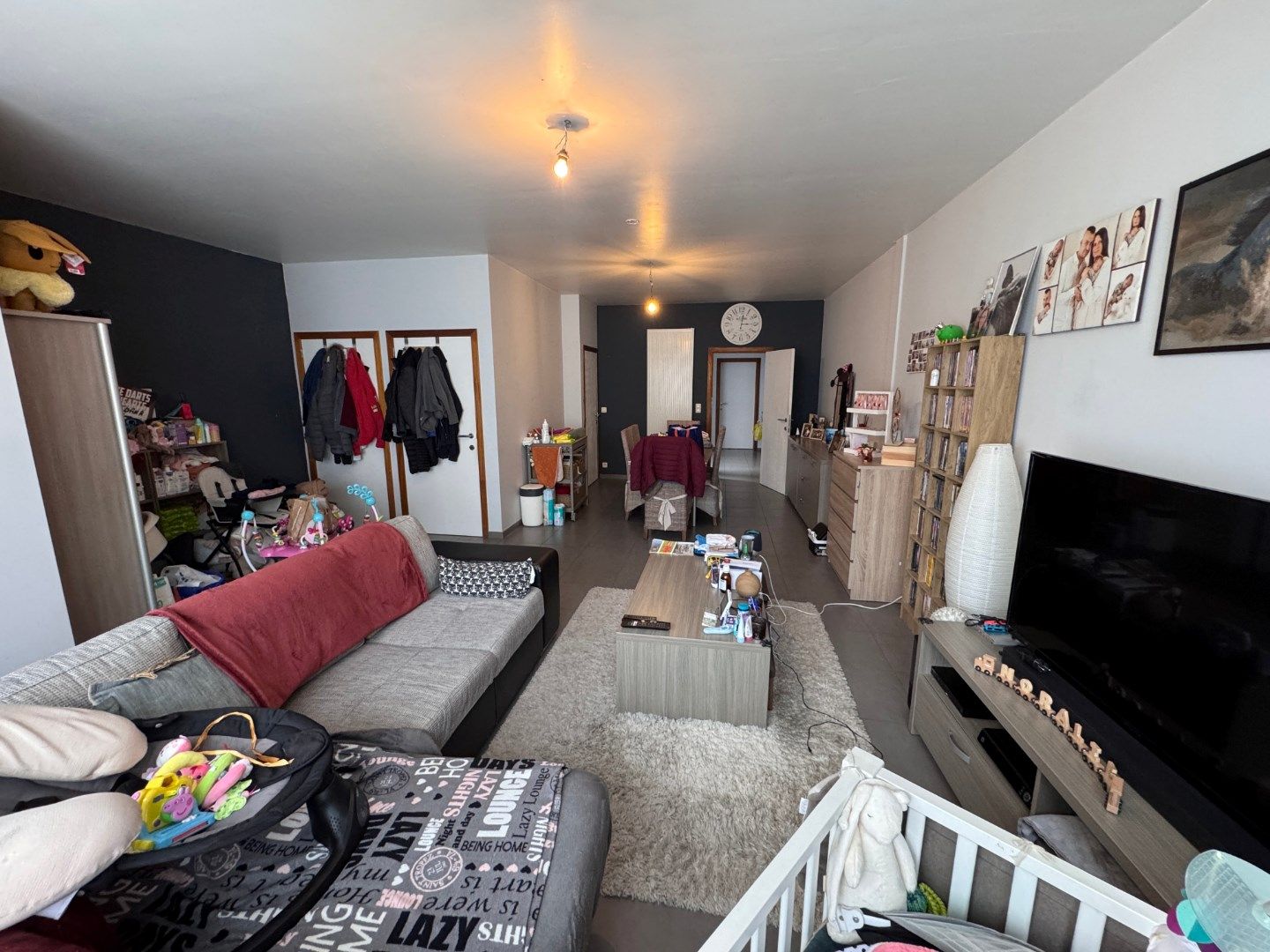 Ruime woning met tuin en magazijn/atelier foto 2