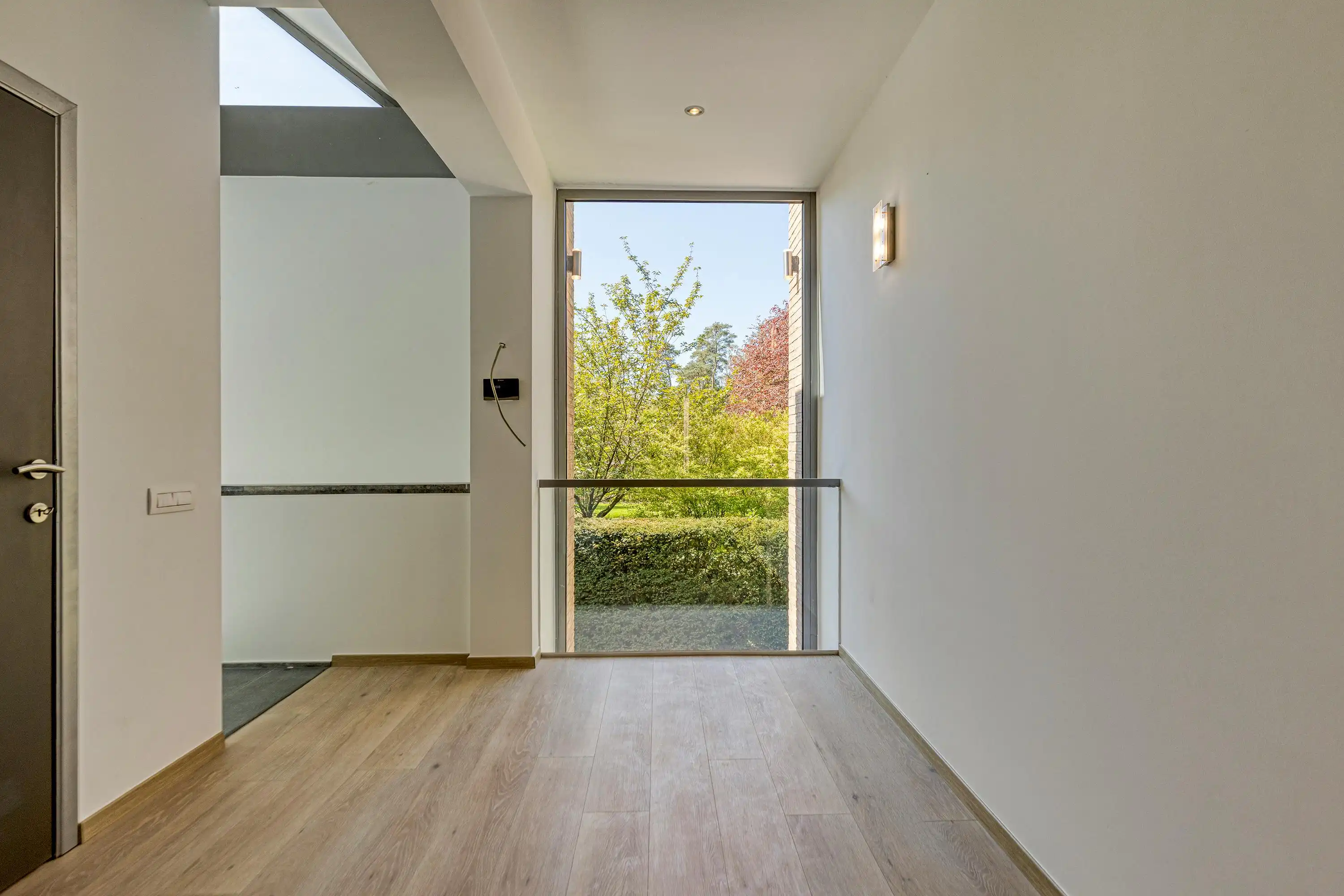 Exclusieve villa in Schilde met ruime zuid-gerichte tuin. foto 17