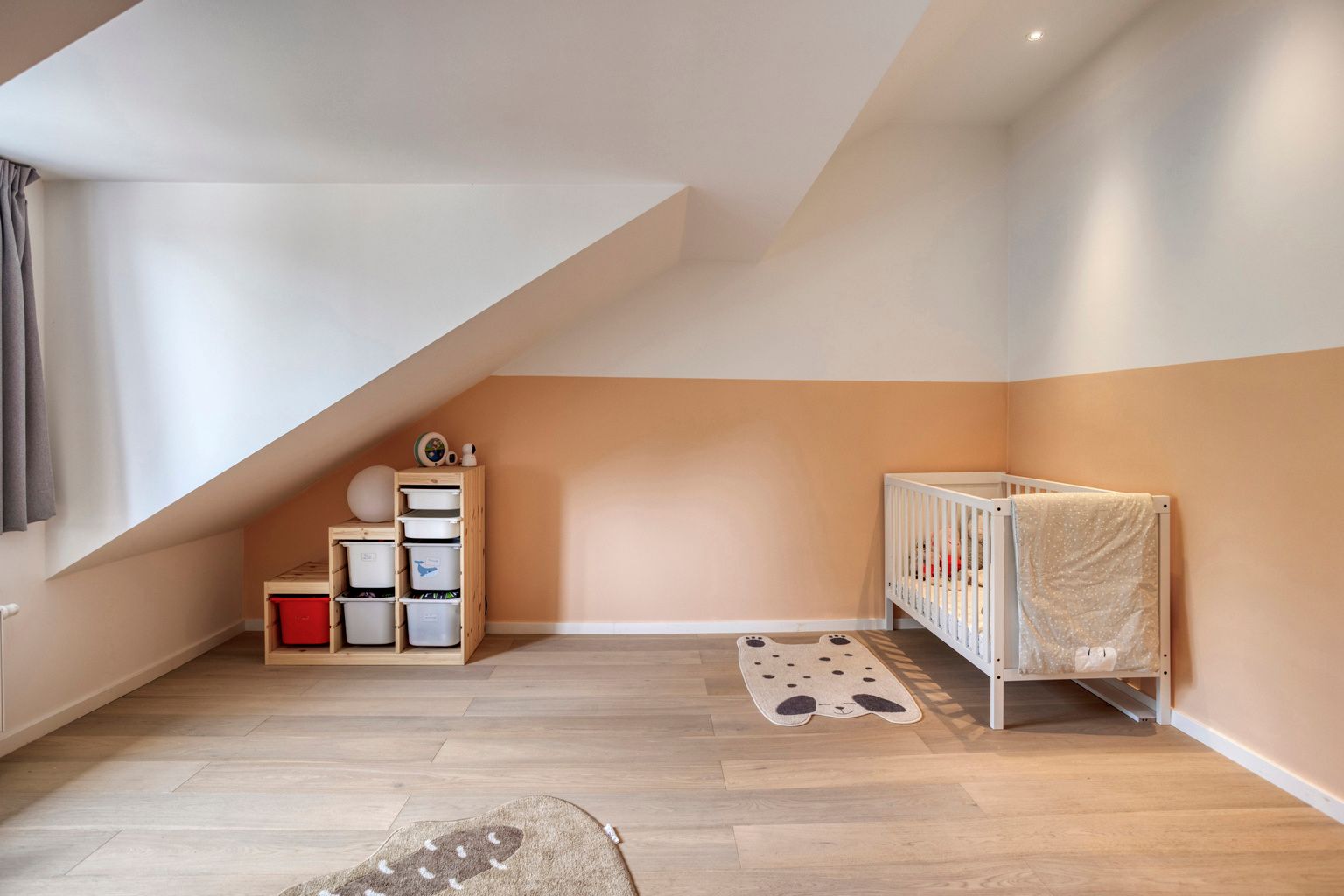 MOOI GERENOVEERDE WONING MET DAKTERRAS EN DUBBEL GARAGE foto 21