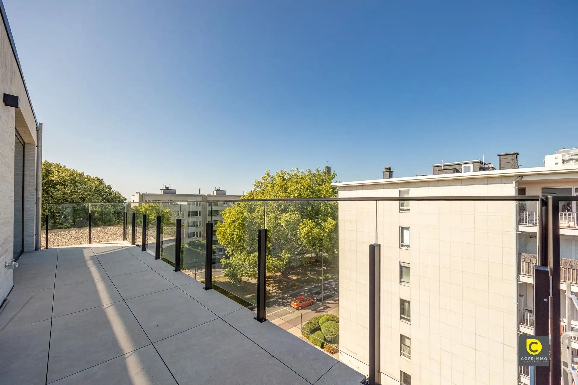 luxueus nieuwbouw penthouse met giga terras foto 11