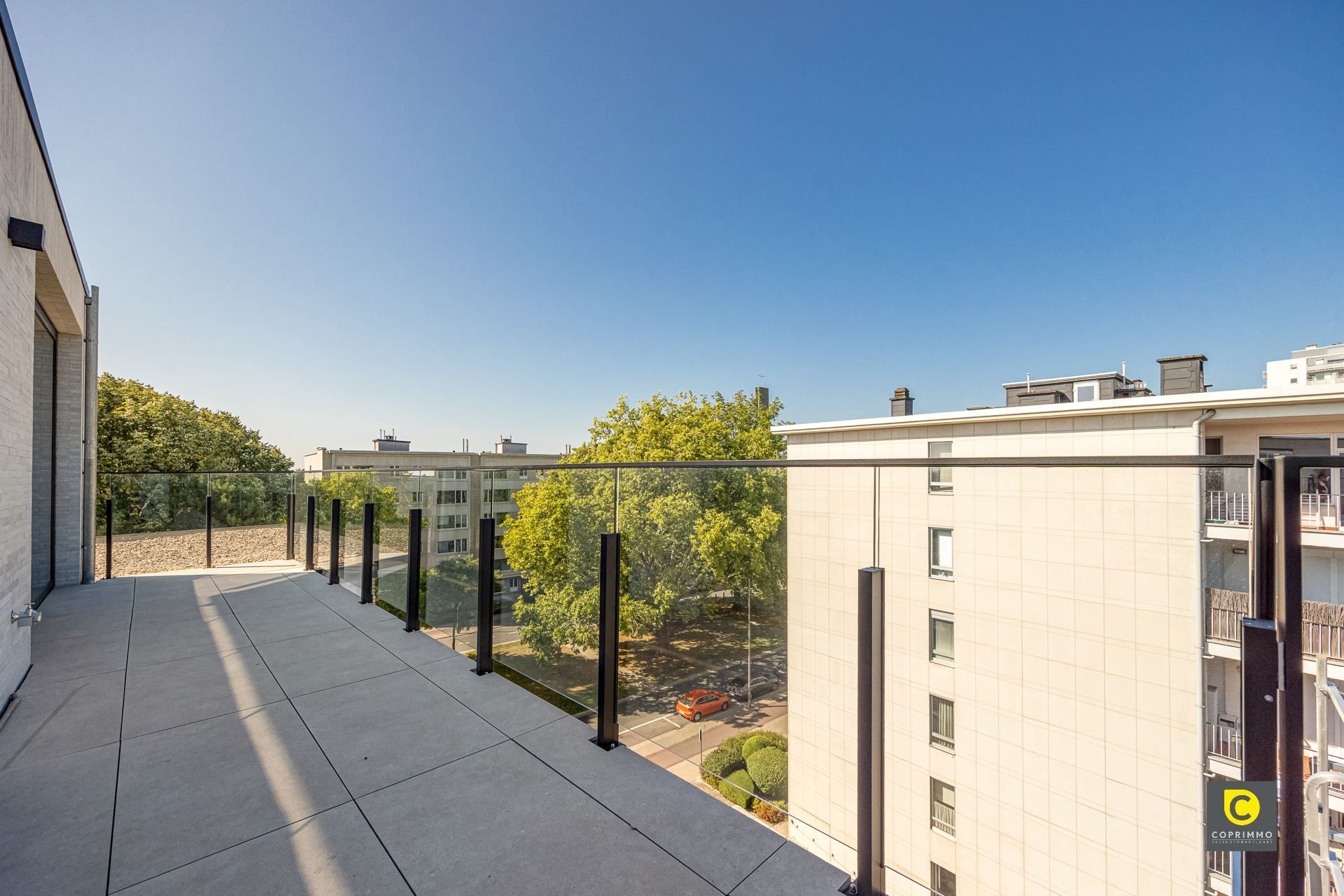 luxueus nieuwbouw penthouse met giga terras foto 11