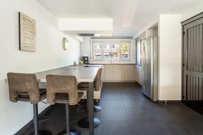 Verrassend ruime woning met zwembad! foto 3