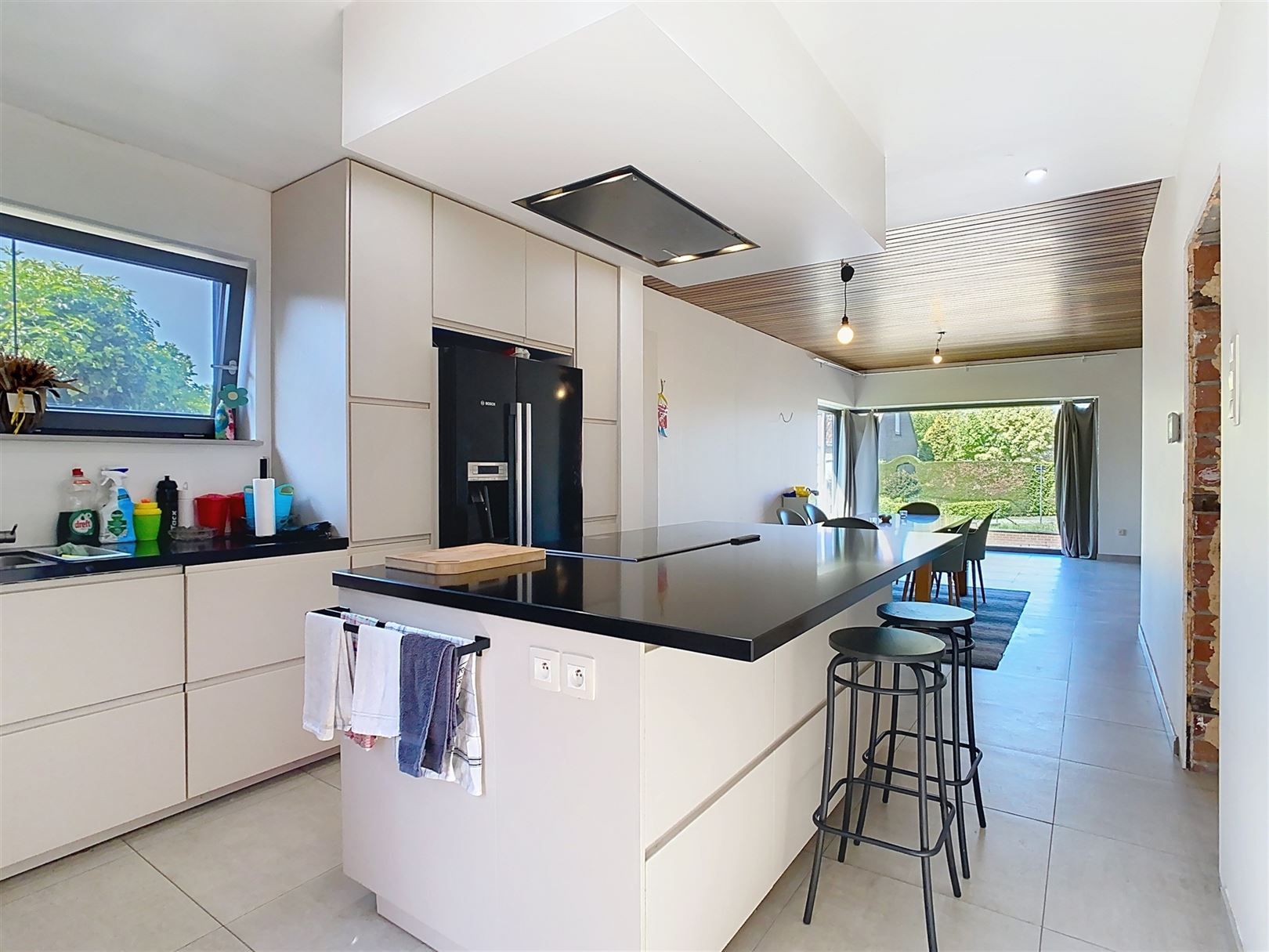 Ruime woning af te werken, 3/5 slpks, garage, tuin, 16a 03ca foto 12